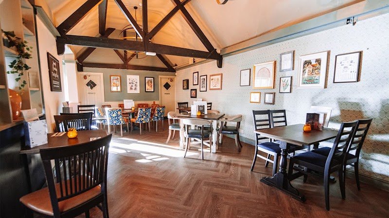 Three Horseshoes