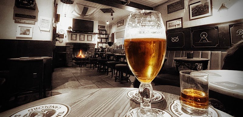 The Beehive Inn