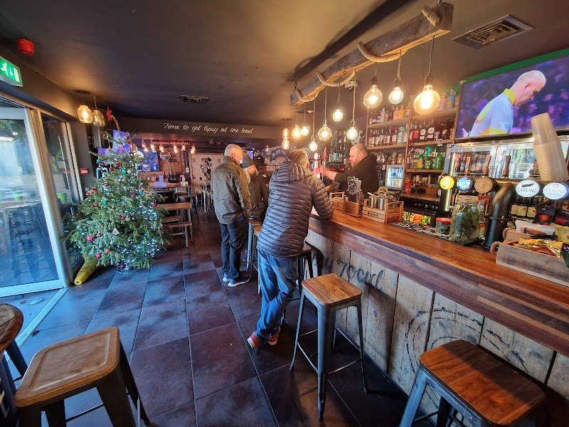 The Tipsy Toad
