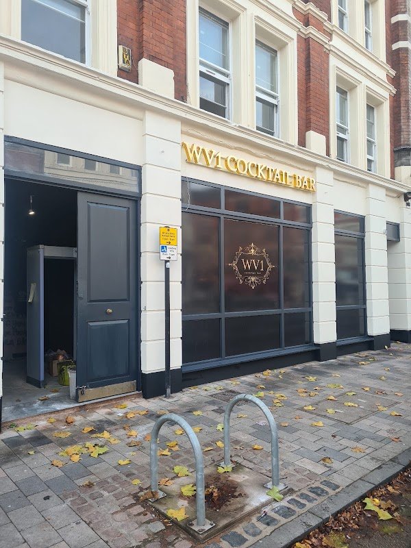 WV1 cocktail bar
