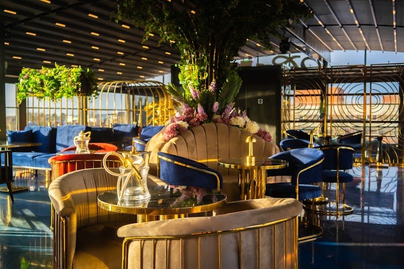 Unique Lounge Bar