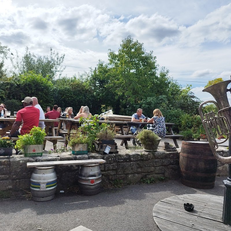 The Three Horseshoes